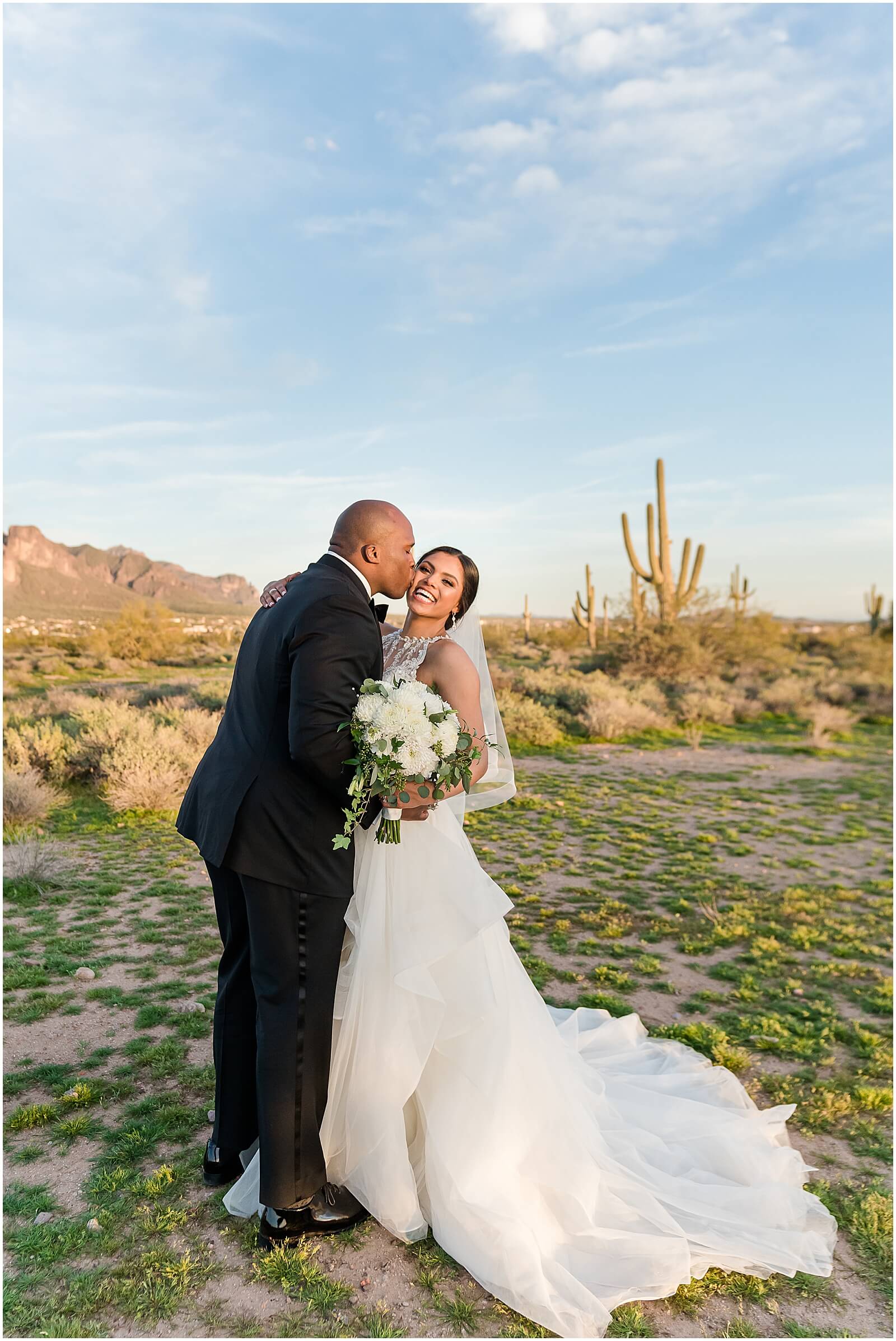 Beautiful wedding day pictures, wedding pictures in the desert,